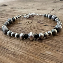Navajo Pearl Black Onyx Stamped Bead Bracelet