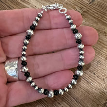 Navajo Pearl Black Onyx Stamped Bead Bracelet