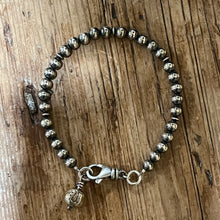 Navajo Pearl Horse Shoe Charm Bracelet