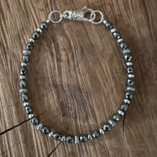 Hematite Navajo Pearl Bracelet