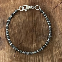 Hematite Navajo Pearl Bracelet