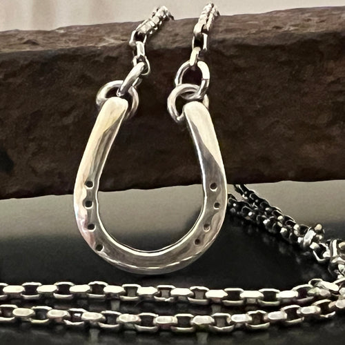 Sterling Silver Horse Shoe Necklace