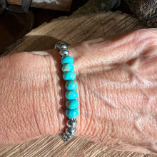 Kingman Turquoise Navajo Pearl Bracelet