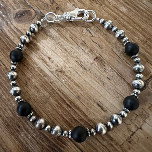 Navajo Pearl Black Onyx Bracelet