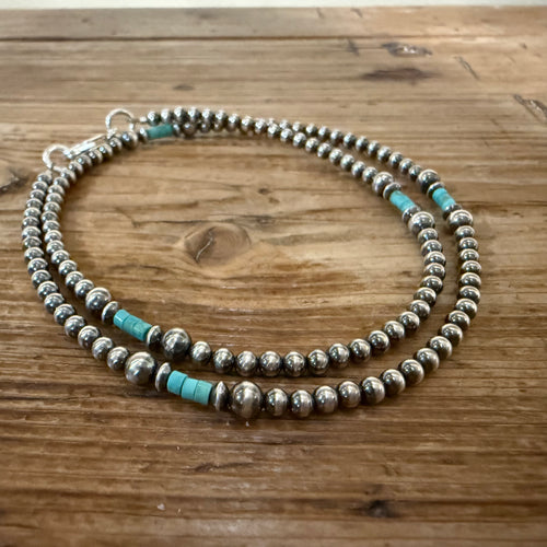 Dainty Navajo Pearl Kingman Turquoise Choker