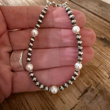 Navajo Pearl Freshwater Pearl Bracelet