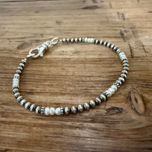 Navajo Pearl Freshwater Button Seed Pearl Bracelet