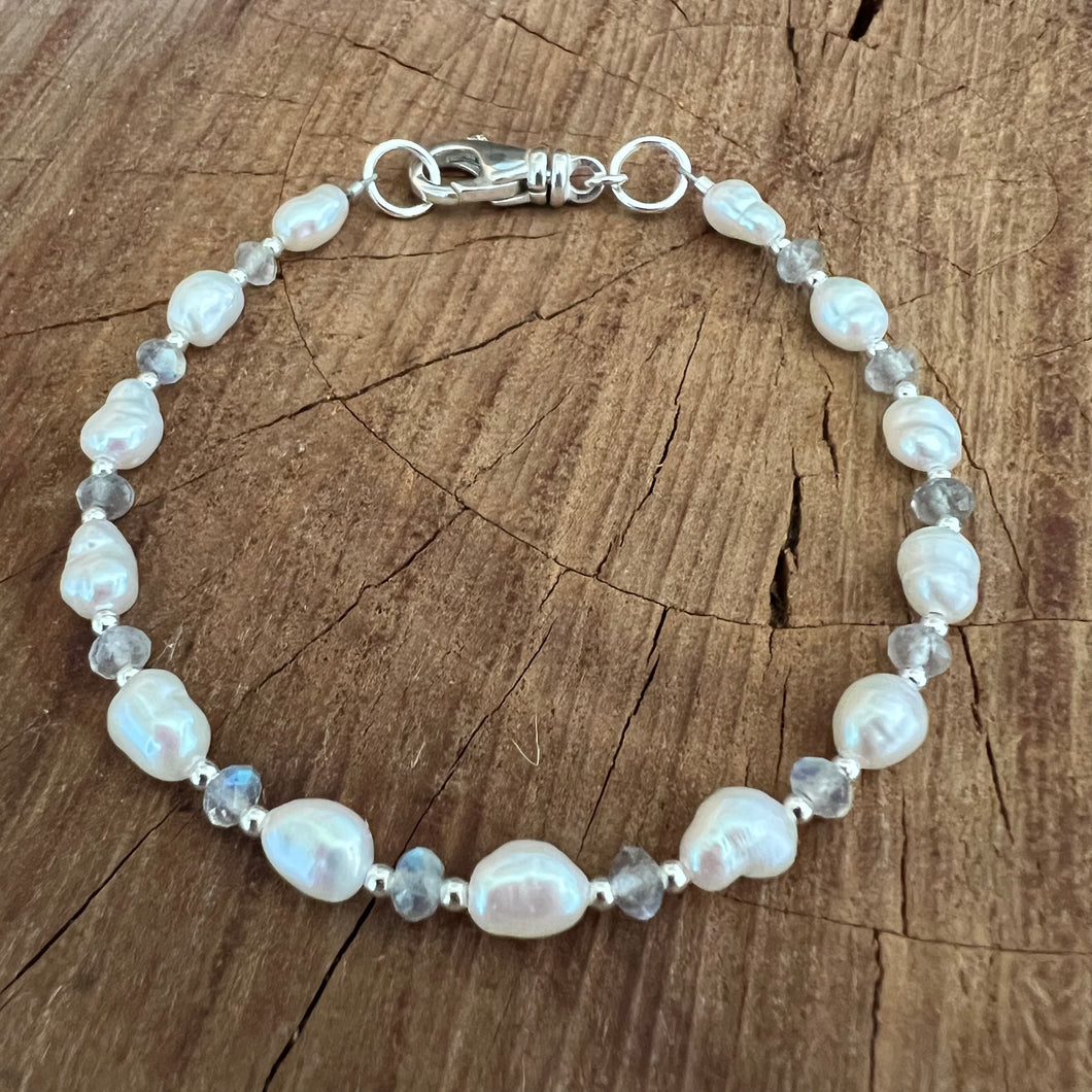 Keshi Pearl Labradorite Bracelet