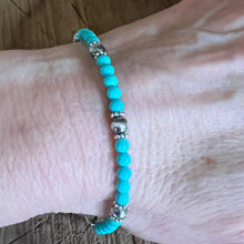 Kingman Turquoise Navajo Pearl Bracelet