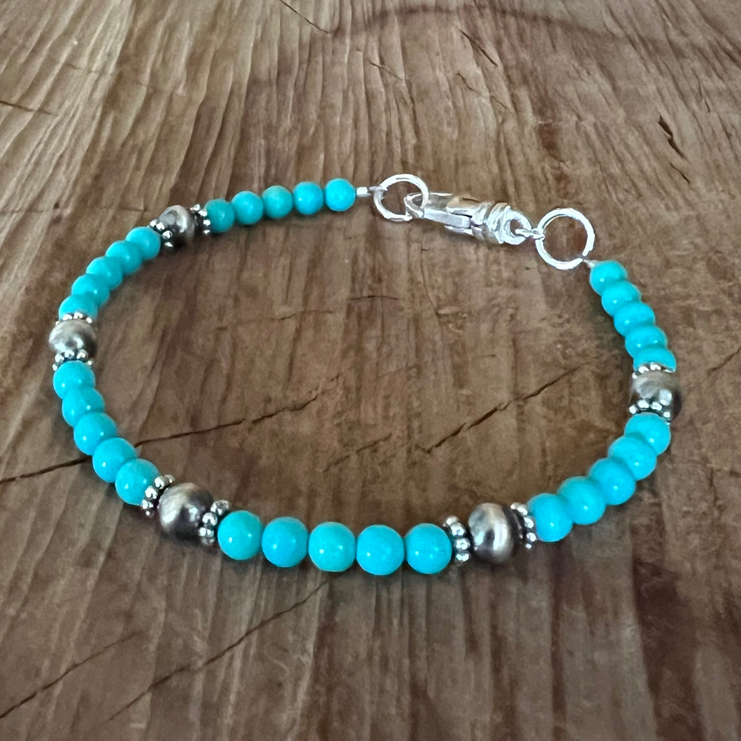 Kingman Turquoise Navajo Pearl Bracelet