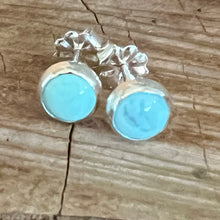 New Lander Varicite Studs
